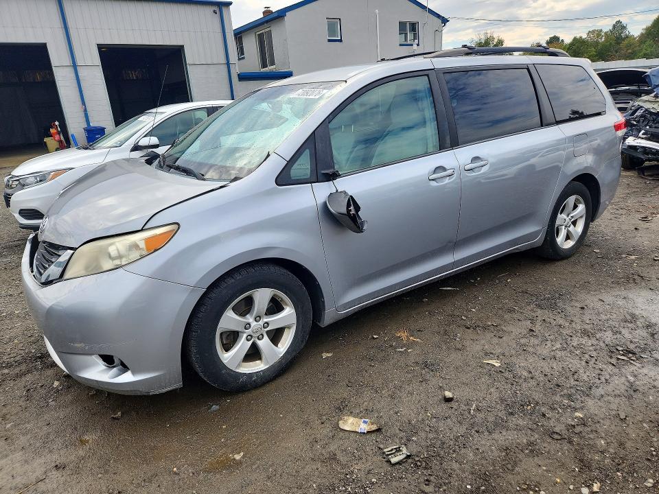 TOYOTA SIENNA 2012 with VIN 5TDKK3DC9CS263971 - Photo from auction