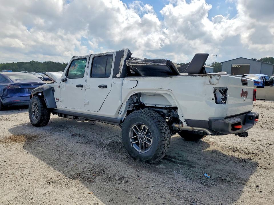 Снимка 2 от търг – 2027 JEEP GLADIATOR с VIN 1C6RJTEG3VL551256