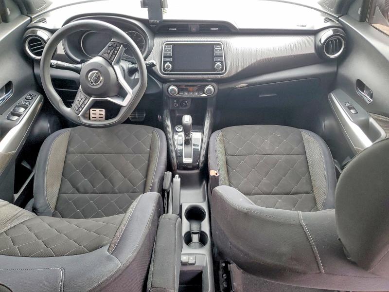 Снимка 8 от търг – 2018 NISSAN KICKS с VIN 3N1CP5CU2JL508465