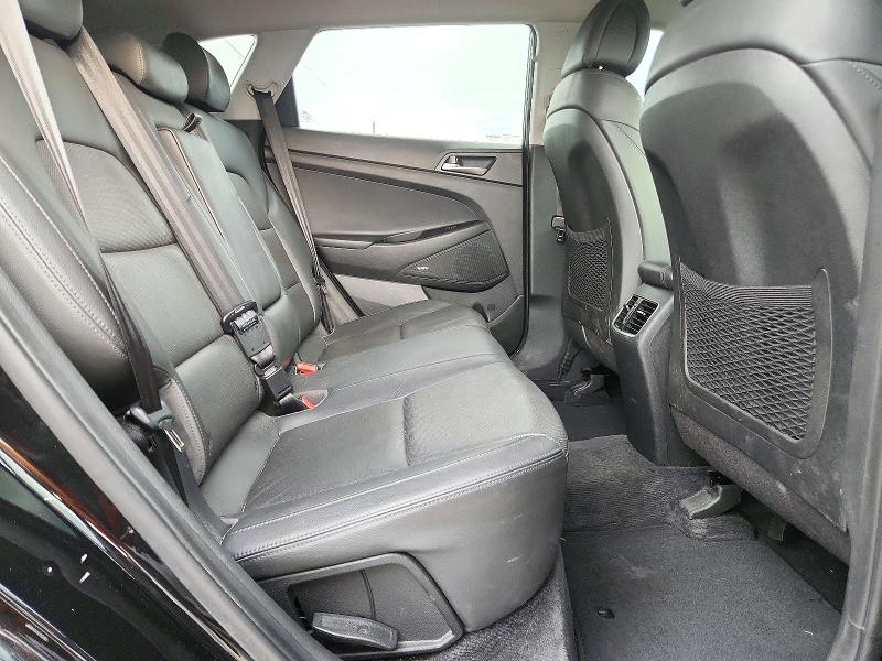 Снимка 11 от търг – 2017 HYUNDAI TUCSON с VIN KM8J33A22HU391679