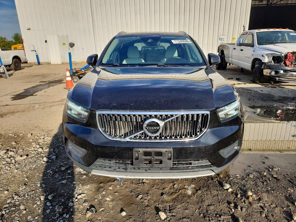 Photo 5 from auction – 2019 VOLVO XC40 with VIN YV4162UK2K2127296