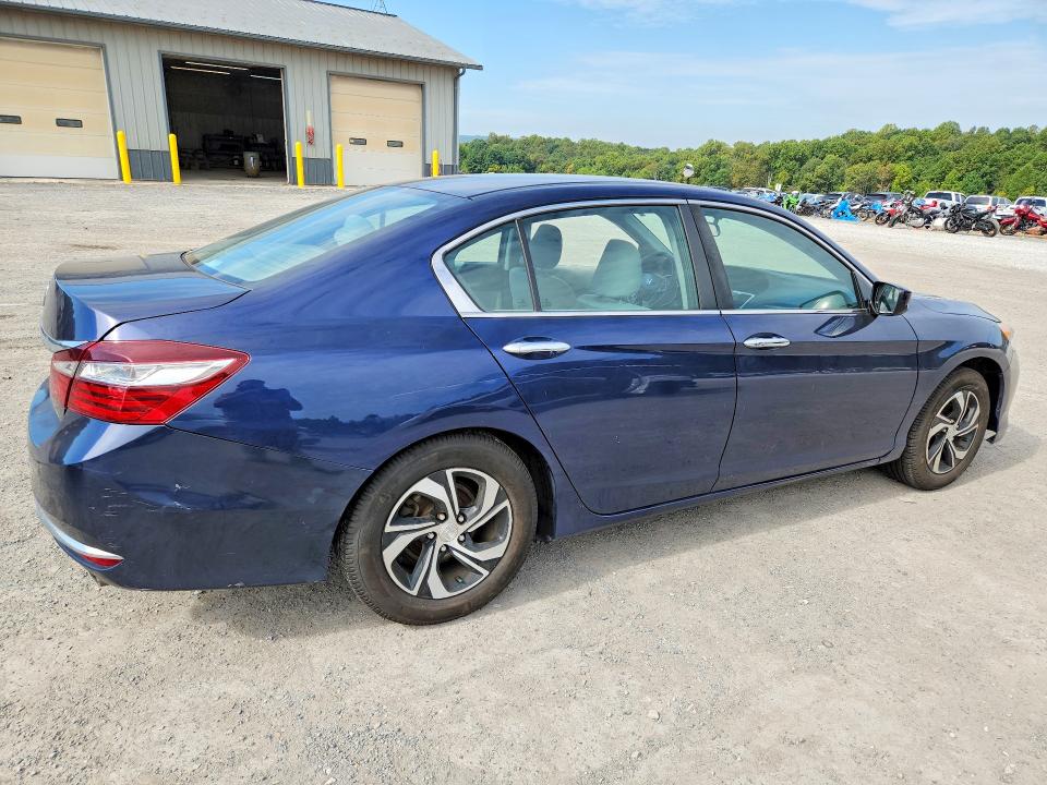 Photo 3 from auction – 2017 HONDA ACCORD with VIN 1HGCR2F35HA178025