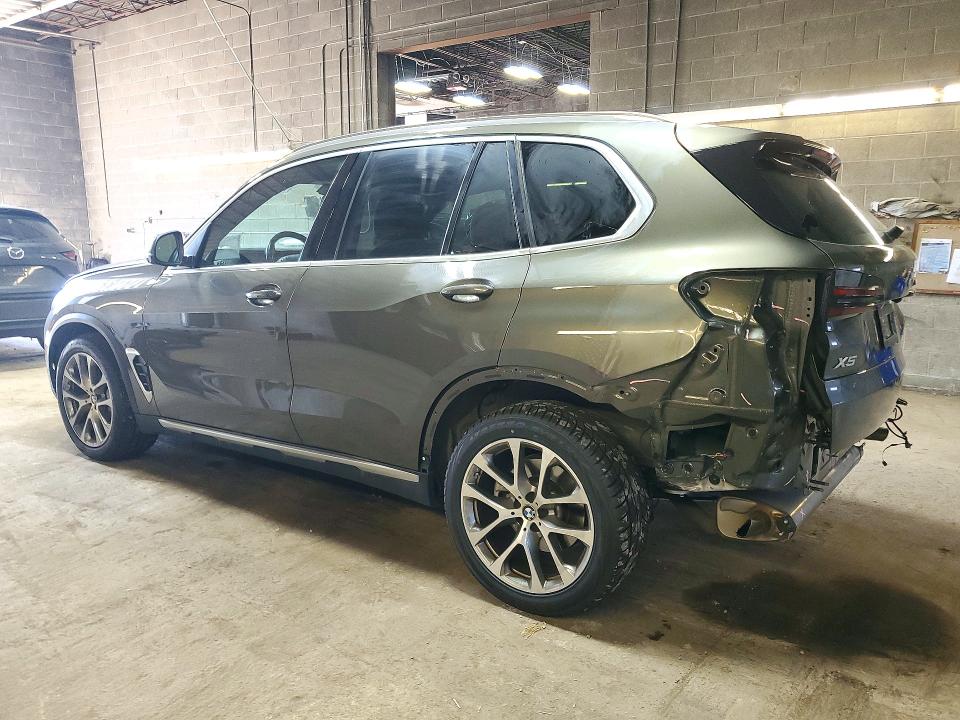 Снимка 2 от търг – 2025 BMW X5 с VIN 5UX23EU02S9Z05358