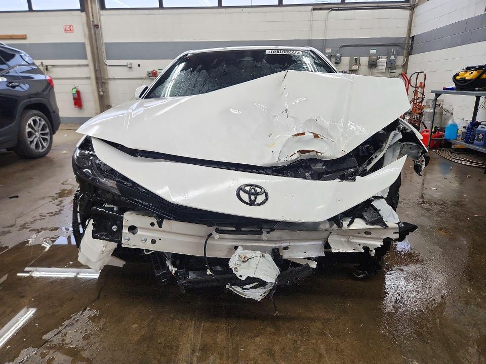 Фото 5 с аукциона – 2025 TOYOTA CAMRY с VIN 4T1DAACK6SU005681
