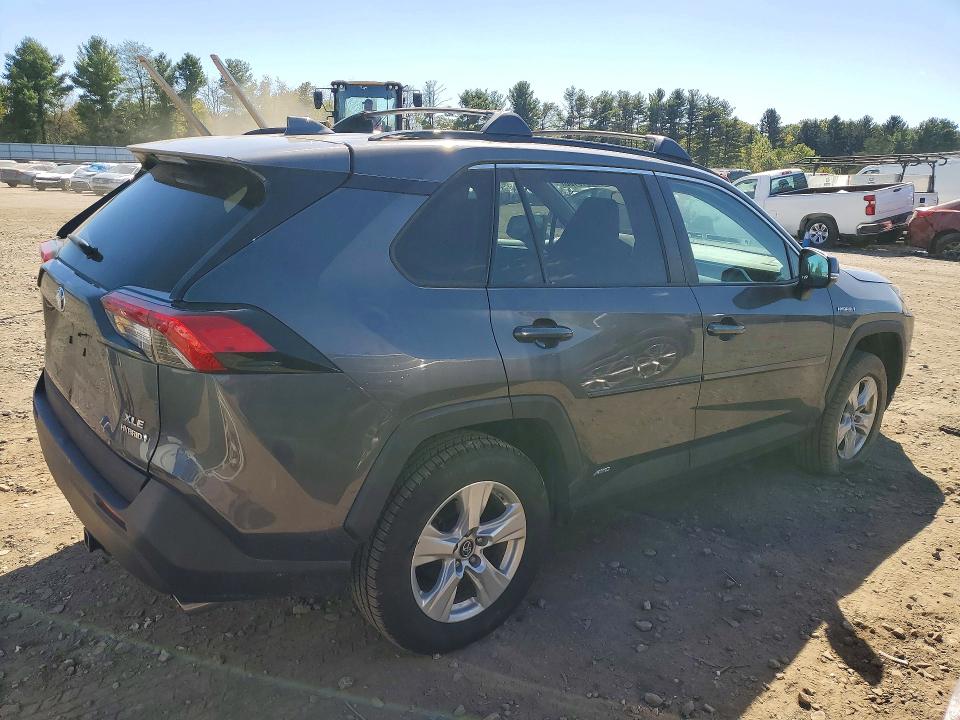 Снимка 3 от търг – 2019 TOYOTA RAV4 HYBRID с VIN 2T3RWRFV1KW008815