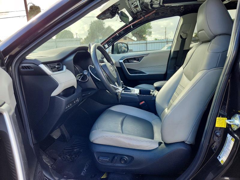 Снимка 7 от търг – 2022 TOYOTA RAV4 с VIN 2T3C1RFV1NC183799