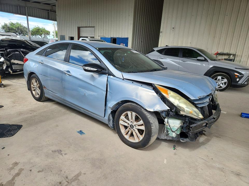 Снимка 4 от търг – 2013 HYUNDAI SONATA с VIN 5NPEB4AC6DH689020