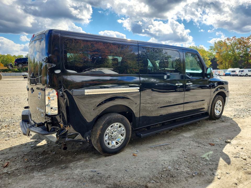 Photo 3 from auction – 2019 NISSAN NV with VIN 5BZBF0AA1KN851678