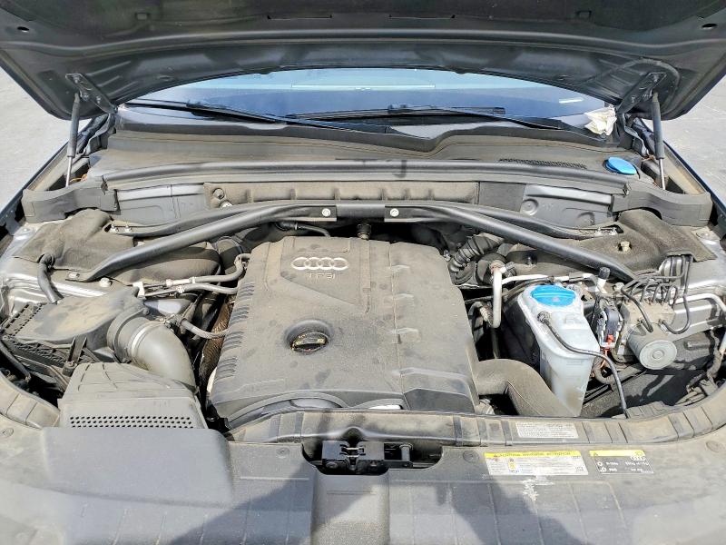 Снимка 12 от търг – 2015 AUDI Q5 с VIN WA1CFAFP2FA011553