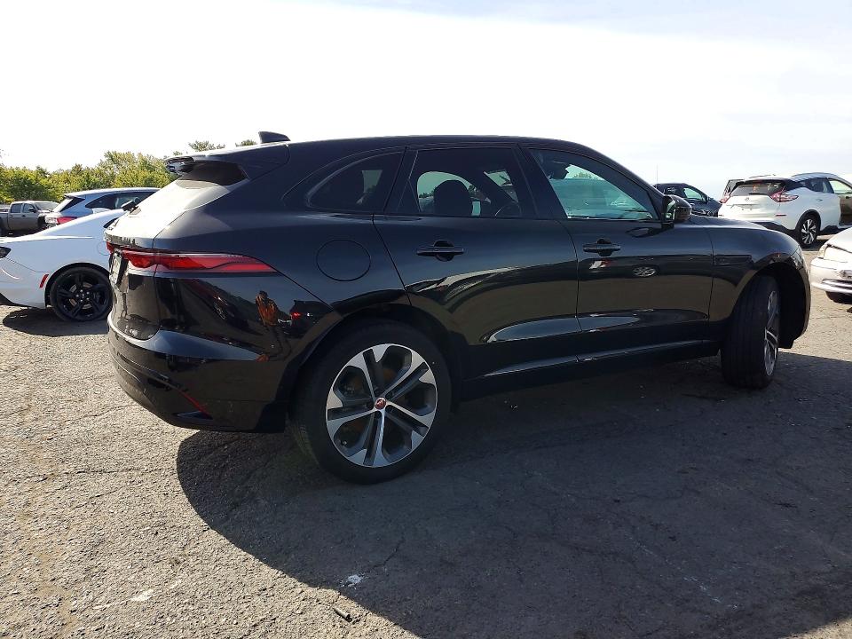 Photo 3 from auction – 2023 JAGUAR F-PACE with VIN SADCJ2EX9PA704461