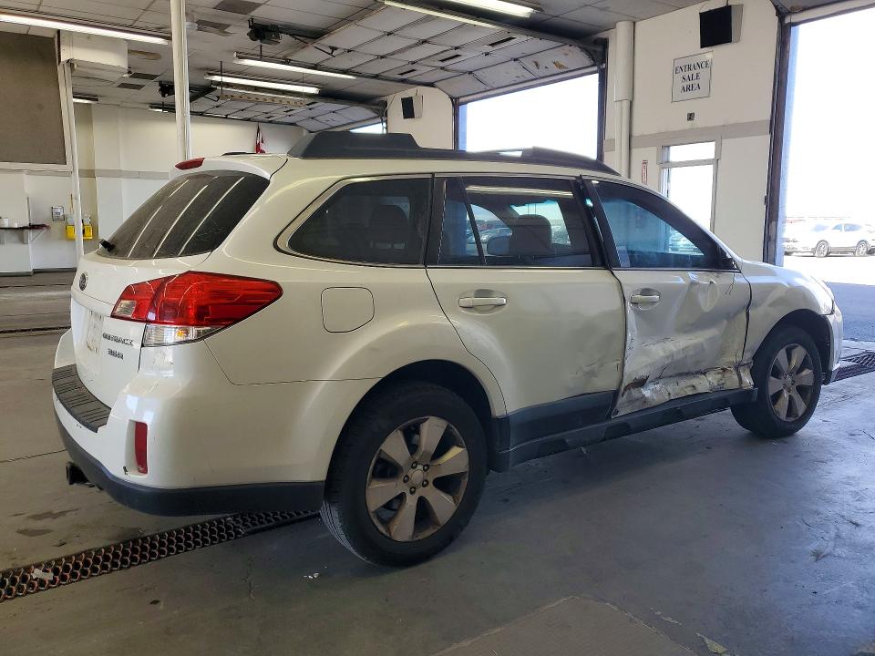 Photo 3 from auction – 2010 SUBARU OUTBACK with VIN 4S4BRDKC3A2375007