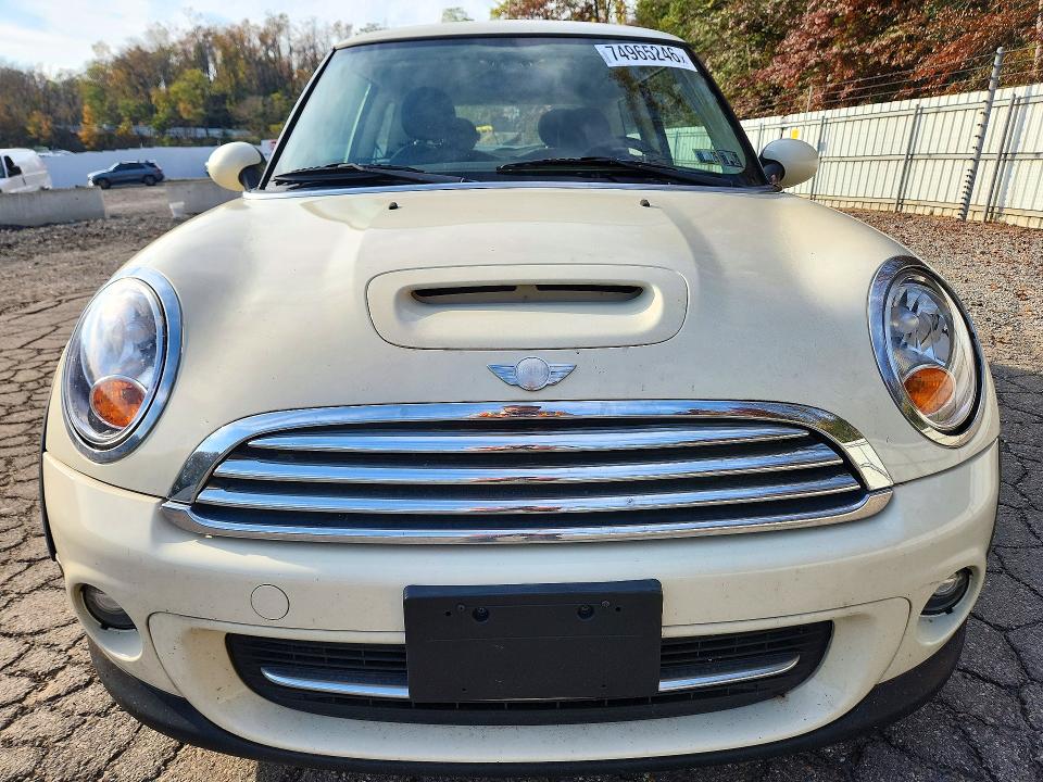 Photo 5 from auction – 2012 MINI COOPER with VIN WMWSU3C54CT185255