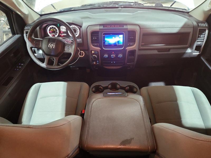 Снимка 8 от търг – 2016 RAM 1500 с VIN 1C6RR7FGXGS276945