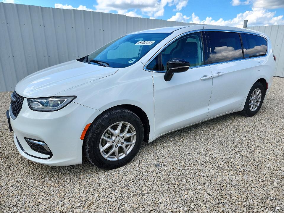 CHRYSLER PACIFICA 2024 with VIN 2C4RC1BG7RR125045 - Photo from auction