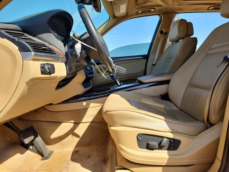 Снимка 7 от търг – 2011 BMW X5 с VIN 5UXZV4C55BL400563