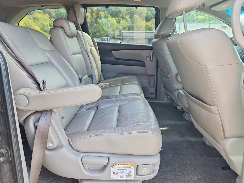 Снимка 11 от търг – 2011 HONDA ODYSSEY с VIN 5FNRL5H6XBB020832