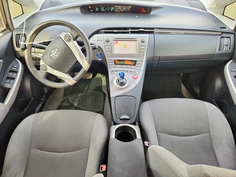 Photo 8 from auction – 2015 TOYOTA PRIUS with VIN JTDKN3DU5F0462135