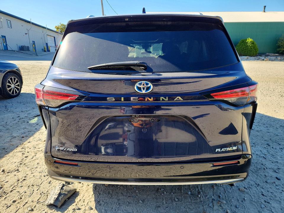 Photo 6 from auction – 2025 TOYOTA SIENNA with VIN 5TDESKFCXSS176051