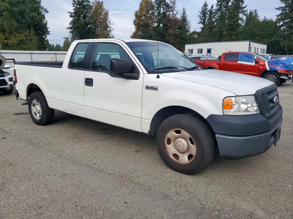 Photo 4 from auction – 2006 FORD F150 with VIN 1FTRX12W06NB31516