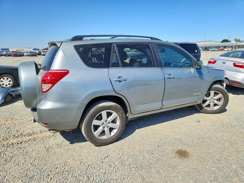 Снимка 3 от търг – 2008 TOYOTA RAV4 с VIN JTMBK31V685051001
