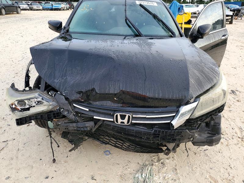 Photo 11 from auction – 2015 HONDA ACCORD with VIN 1HGCR2F52FA138323