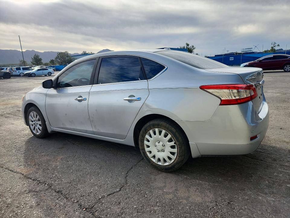 Снимка 2 от търг – 2015 NISSAN SENTRA с VIN 3N1AB7AP8FL692977