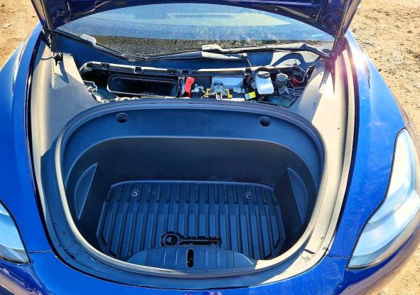 Снимка 11 от търг – 2020 TESLA MODEL 3 с VIN 5YJ3E1EA0LF792369
