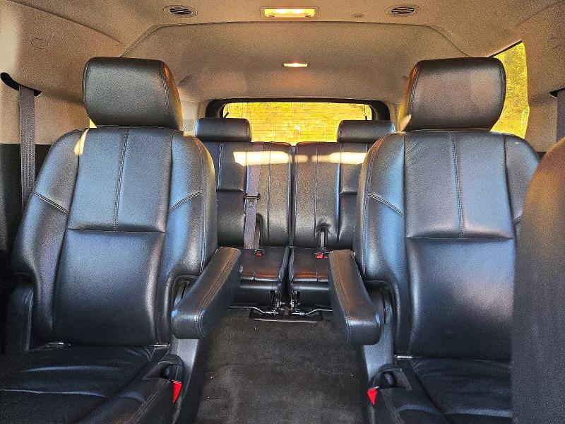 Снимка 10 от търг – 2011 CHEVROLET SUBURBAN с VIN 1GNSKJE39BR383826
