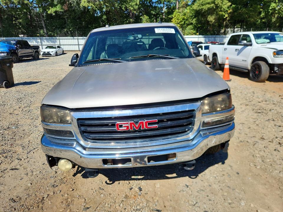 Photo 5 from auction – 2004 GMC NEW SIERRA with VIN 2GTEC19T041259629