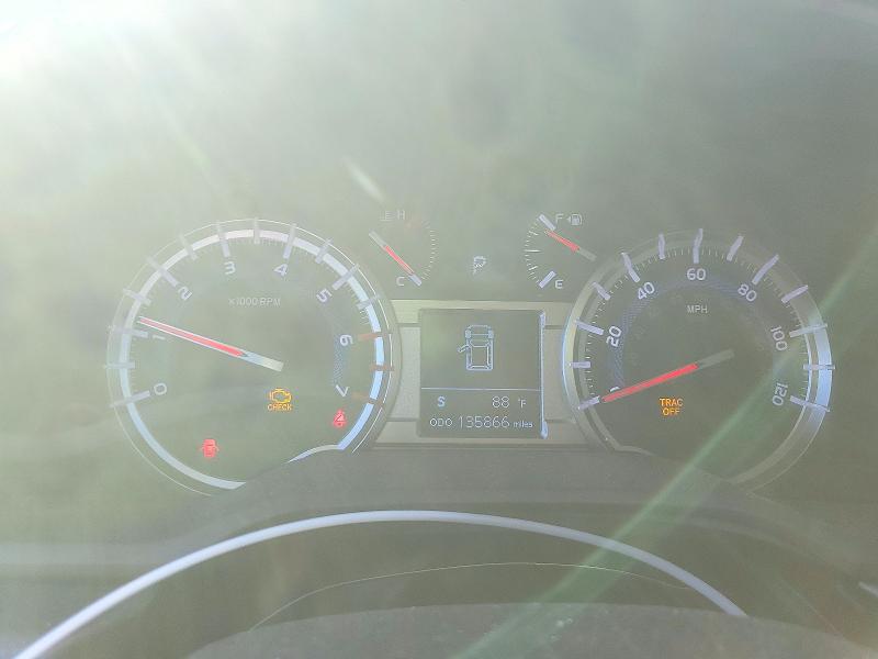 Снимка 9 от търг – 2019 TOYOTA 4RUNNER с VIN JTEBU5JR5K5651553