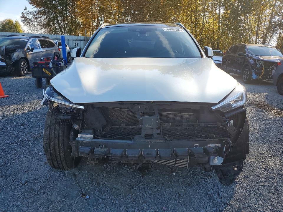 Снимка 5 от търг – 2020 INFINITI QX50 с VIN 3PCAJ5M36LF121561