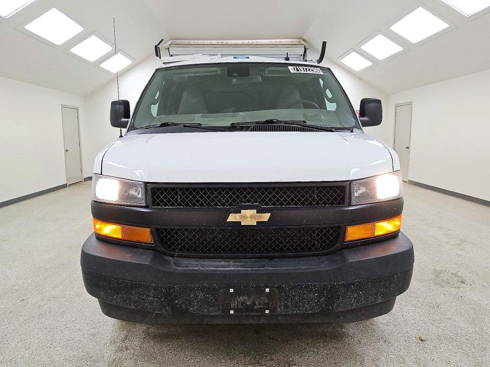 Снимка 5 от търг – 2020 CHEVROLET EXPRESS G2500 с VIN 1GCWGAFP7L1262709