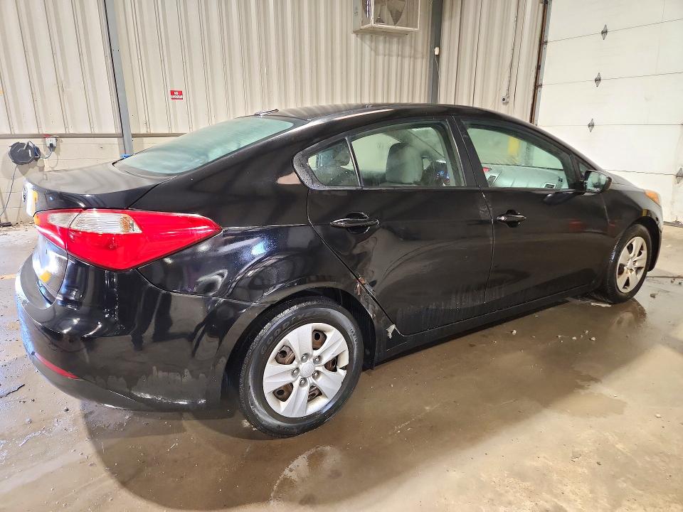 Photo 3 from auction – 2015 KIA FORTE with VIN KNAFK4A68F5418541