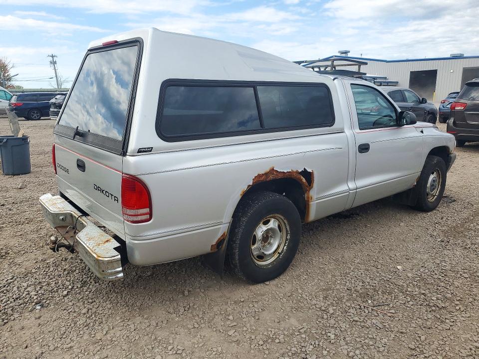 Photo 3 from auction – 2004 DODGE DAKOTA with VIN 1D7FL16KX4S679923