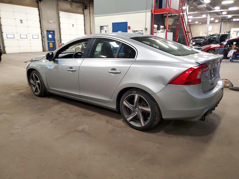 Снимка 2 от търг – 2012 VOLVO S60 с VIN YV1902FHXC2096898