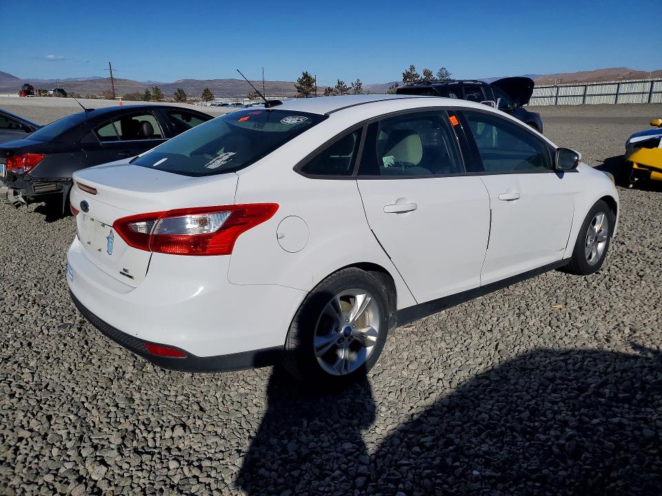 Фото 3 с аукциона – 2014 FORD FOCUS с VIN 1FADP3F20EL283714