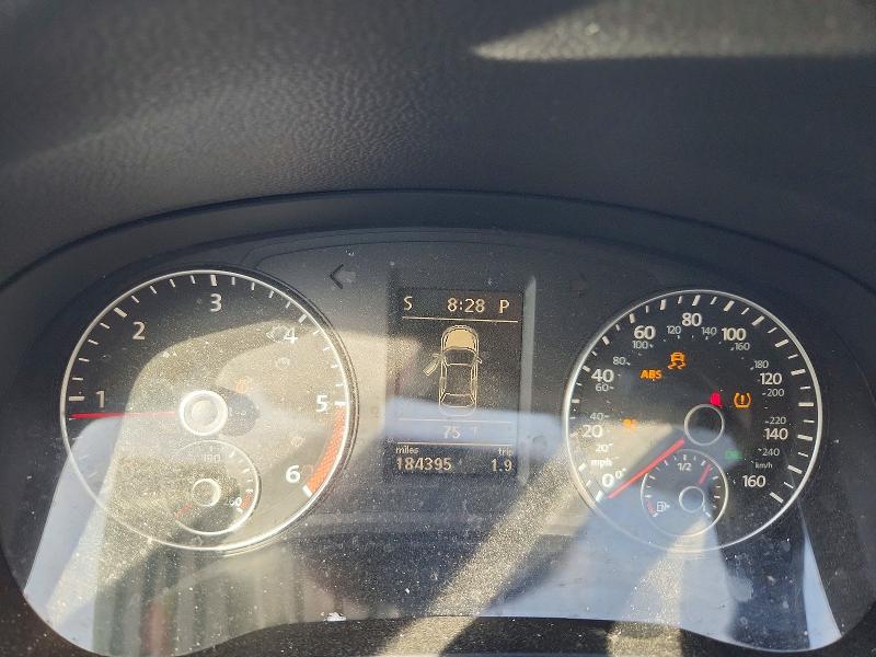 Снимка 9 от търг – 2012 VOLKSWAGEN PASSAT с VIN 1VWCN7A3XCC055149