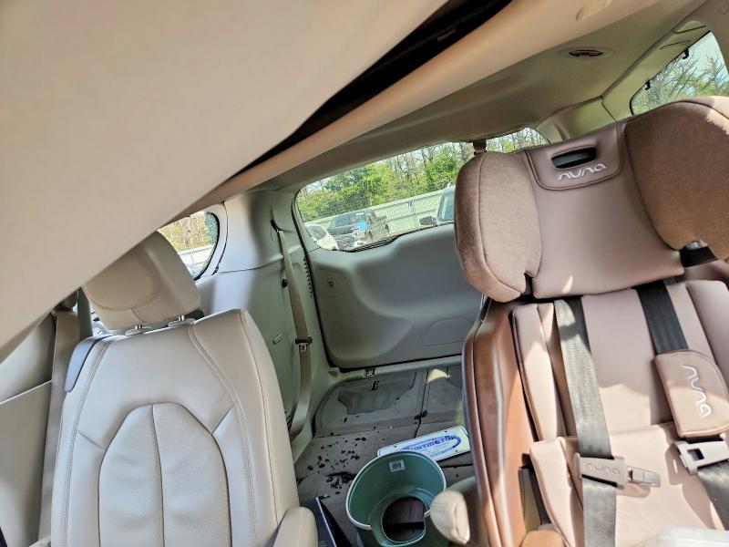 Снимка 10 от търг – 2021 CHRYSLER PACIFICA с VIN 2C4RC3BG3MR606365