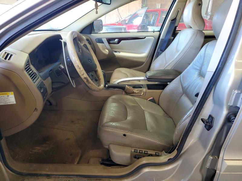 Фото 7 с аукциона – 2002 VOLVO V70 с VIN YV1SZ58D321071140