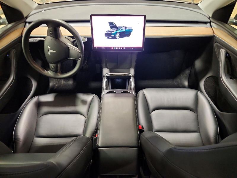 Снимка 8 от търг – 2024 TESLA MODEL Y с VIN 7SAYGDEE1RA254017