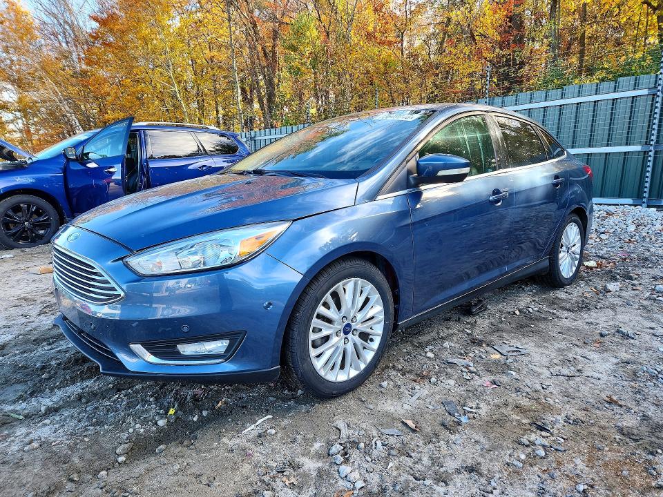 FORD FOCUS 2018 مع رقم تعريف المركبة 1FADP3J23JL284227 - صورة من المزاد