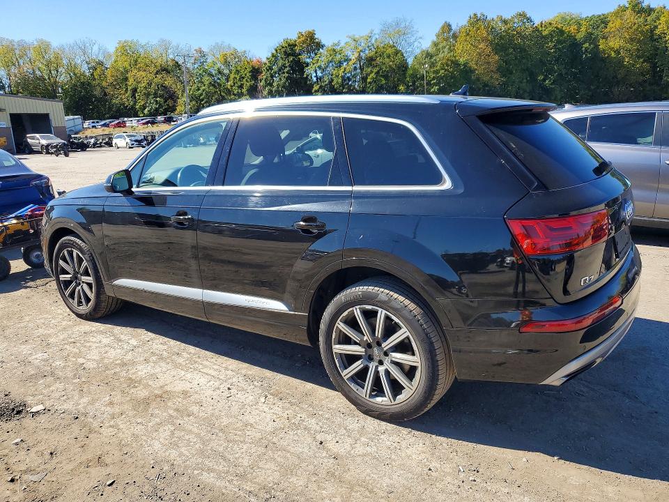 Photo 2 from auction – 2018 AUDI Q7 with VIN WA1LAAF70JD005711