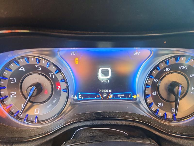 Снимка 9 от търг – 2019 CHRYSLER 300 с VIN 2C3CCABGXKH515384