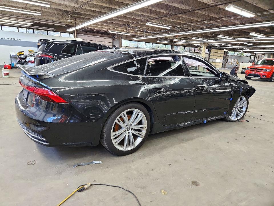 Foto 3 de la subasta – 2019 AUDI A7 con VIN WAUU2AF28KN032689
