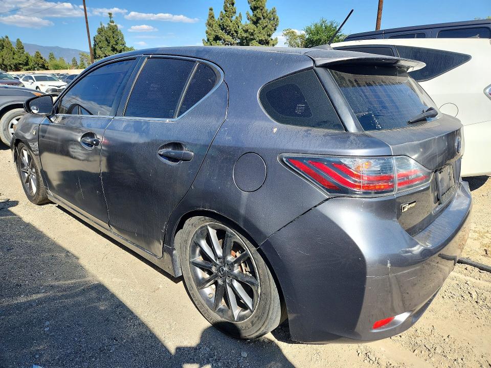 صورة رقم 2 من المزاد - 2013 LEXUS CT مع VIN JTHKD5BH9D2128257
