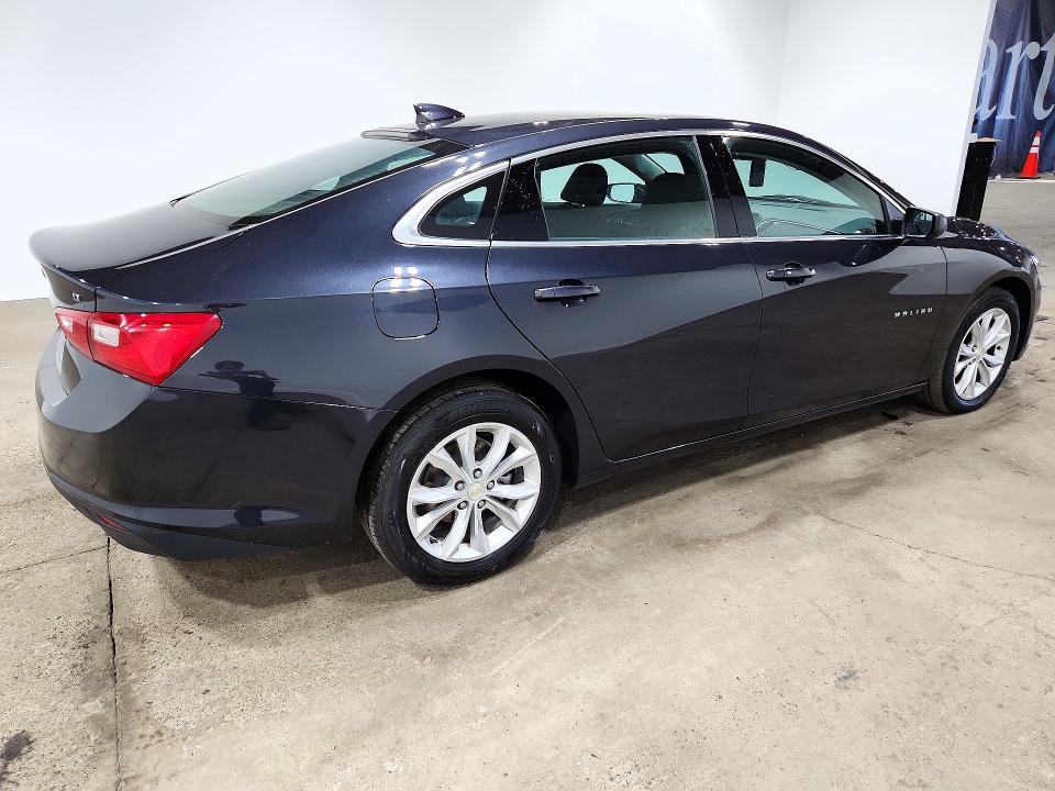 Снимка 3 от търг – 2023 CHEVROLET MALIBU с VIN 1G1ZD5ST9PF189747