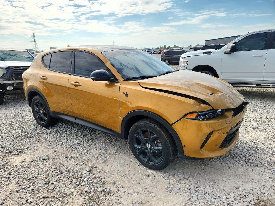 Zdjęcie 4 z aukcji – 2023 DODGE HORNET z VIN ZACNDFBN9P3A06686