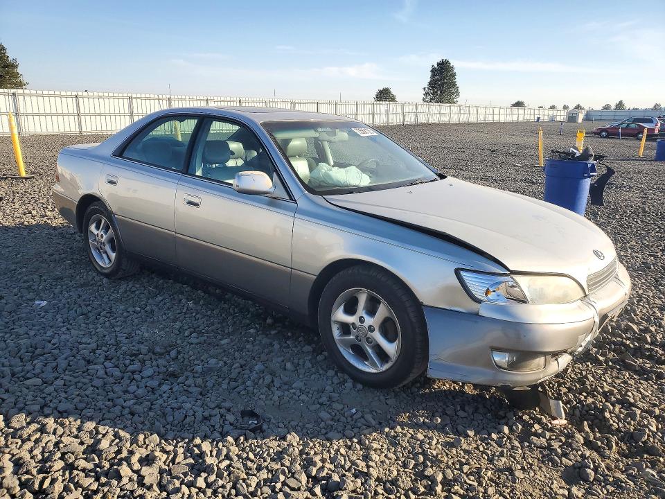 Снимка 4 от търг – 2000 LEXUS ES с VIN JT8BF28G4Y5079383