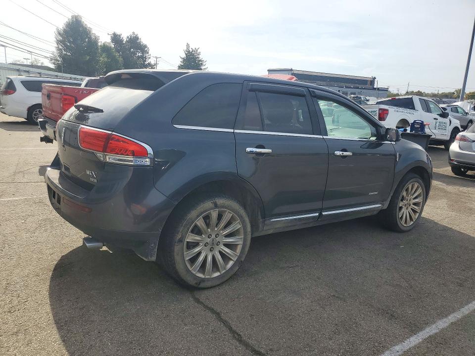 Zdjęcie 3 z aukcji – 2013 LINCOLN MKX z VIN 2LMDJ8JK6DBL19226