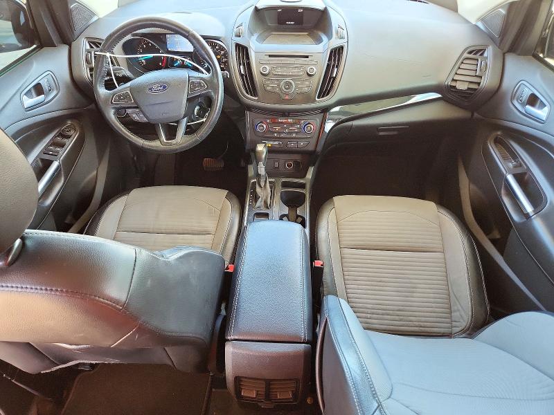 Photo 8 from auction – 2017 FORD ESCAPE with VIN 1FMCU0GD4HUC12782